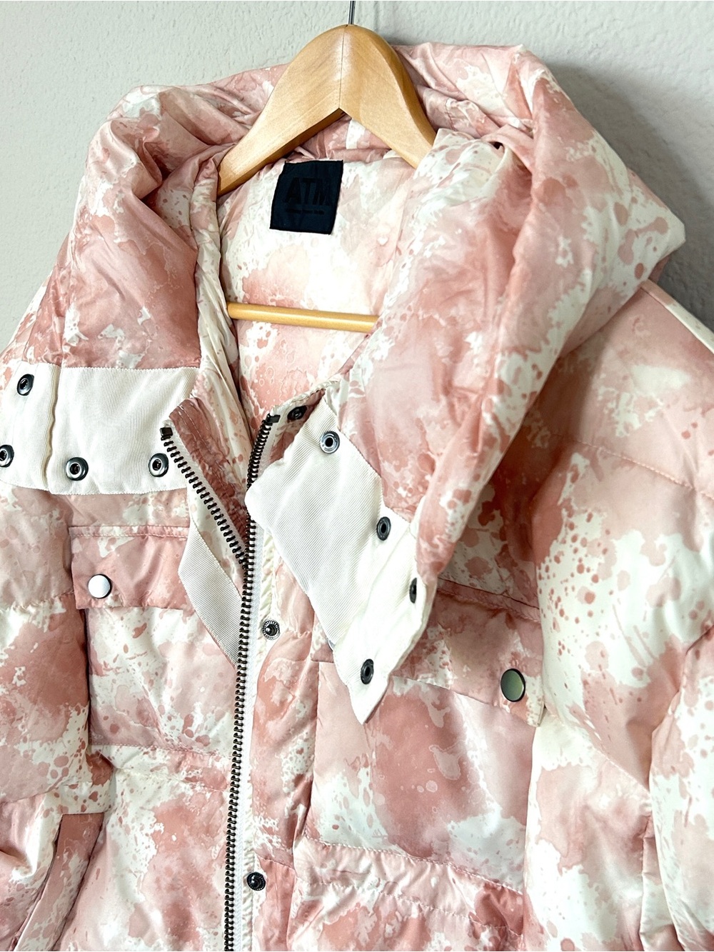 ATM Anthony Thomas Melillo Tie-Dye Down Puffer Jacket | Large | Chalk/Lunar Pink - Picture 6 of 16